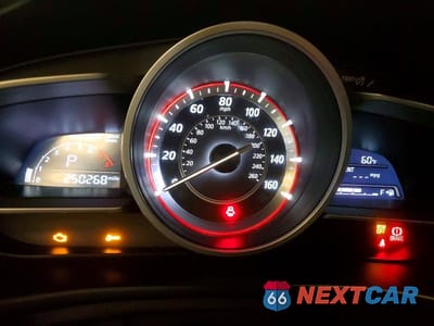 Zdjęcie 9 z 13 samochodu: 2014 MAZDA 3 GRAND TOURING VIN:JM1BM1W77E1200351 - miniatura