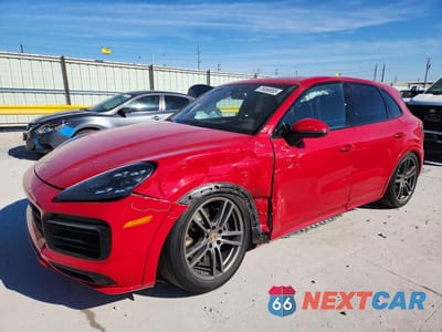 2023 PORSCHE CAYENNE GTS WP1AG2AY3PDA18154 - główne zdjęcie licytacji z USA - miniatura