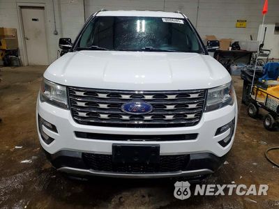 Piąte zdjęcie samochodu w środku: 2017 FORD EXPLORER XLT VIN:1FM5K7DHXHGC04912 - miniatura