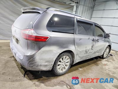Trzecie zdjęcie samochodu z tyłu: 2015 TOYOTA SIENNA LE VIN:5TDJK3DC3FS105402 - miniatura