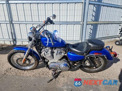 Trzecie zdjęcie samochodu z tyłu: 2007 HARLEY-DAVIDSON XL883 L VIN:1HD4CR2157K406288 - miniatura