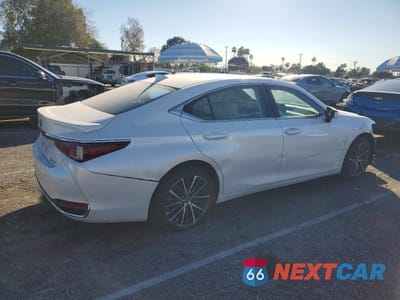 Trzecie zdjęcie samochodu z tyłu: 2024 LEXUS ES 300H BASE VIN:58ADA1C15RU053196 - miniatura