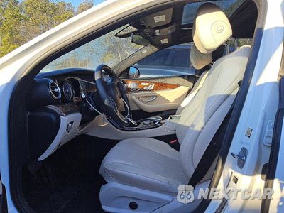 Zdjęcie 7 z 13 samochodu: 2018 MERCEDES-BENZ E 300 VIN:WDDZF4JBXJA388613 - miniatura