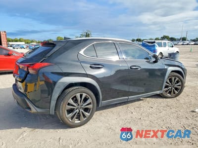 Trzecie zdjęcie samochodu z tyłu: 2019 LEXUS UX 200 VIN:JTHY3JBH1K2018693 - miniatura