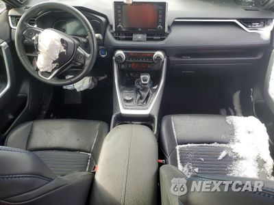 Zdjęcie 8 z 15 samochodu: 2020 TOYOTA RAV4 XSE VIN:JTMEWRFV2LJ039988 - miniatura