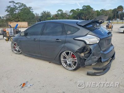 Drugie zdjęcie samochodu z przodu: 2018 FORD FOCUS ST VIN:1FADP3L91JL220729 - miniatura