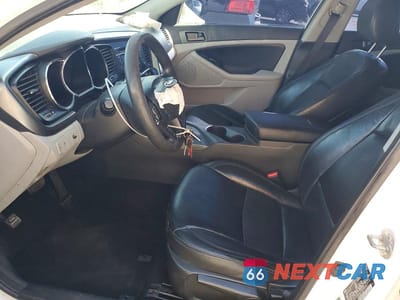 Zdjęcie 7 z 12 samochodu: 2013 KIA OPTIMA LX VIN:5XXGM4A70DG194619 - miniatura