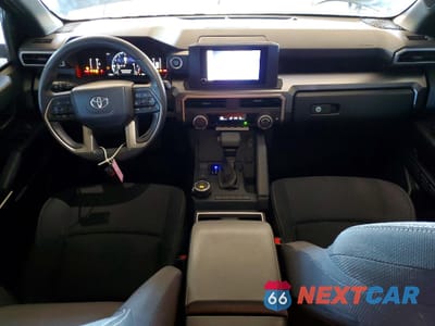 Zdjęcie 8 z 14 samochodu: 2025 TOYOTA 4RUNNER SR5 VIN:JTEVA5BR1S5005480 - miniatura