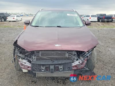 Piąte zdjęcie samochodu w środku: 2019 LINCOLN MKC SELECT VIN:5LMCJ2C91KUL18200 - miniatura