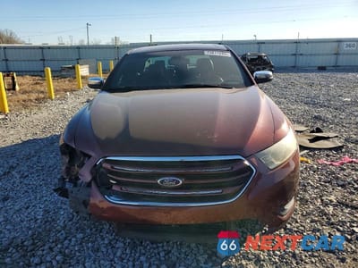 Piąte zdjęcie samochodu w środku: 2015 FORD TAURUS LIMITED VIN:1FAHP2F8XFG100958 - miniatura