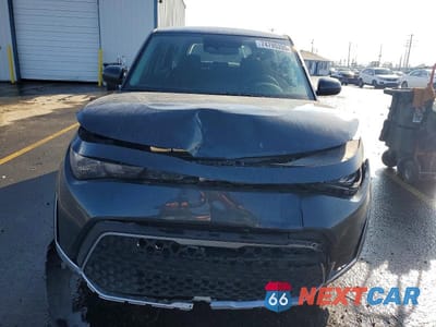 Piąte zdjęcie samochodu w środku: 2025 KIA SOUL LX VIN:KNDJ23AUXS7248641 - miniatura