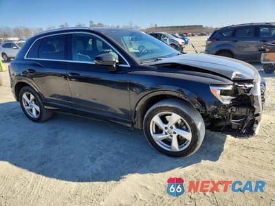 Czwarte zdjęcie samochodu z boku: 2019 AUDI Q3 PREMIUM VIN:WA1AECF31K1076553 - miniatura