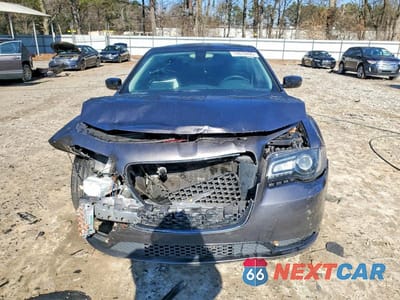 Piąte zdjęcie samochodu w środku: 2022 CHRYSLER 300 TOURING VIN:2C3CCAAG4NH205480 - miniatura