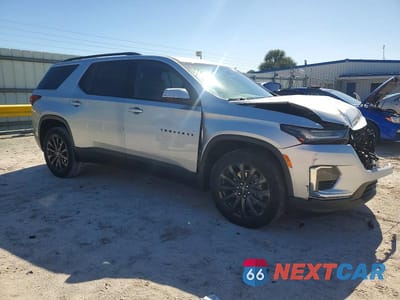 Czwarte zdjęcie samochodu z boku: 2022 CHEVROLET TRAVERSE RS - PRIOR FLEET VIN:1GNERJKW0NJ138536 - miniatura