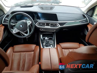 Zdjęcie 8 z 12 samochodu: 2021 BMW X7 XDRIVE40I VIN:5UXCW2C07M9G15795 - miniatura