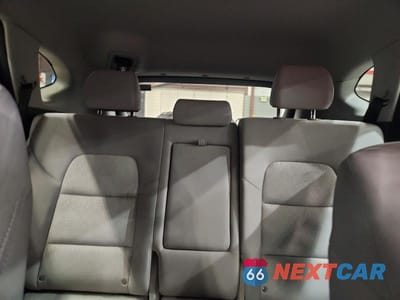 Zdjęcie 10 z 13 samochodu: 2017 HYUNDAI TUCSON LIMITED VIN:KM8J3CA42HU303344 - miniatura