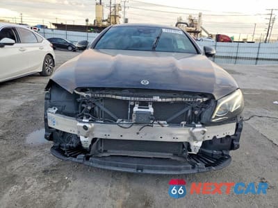 Piąte zdjęcie samochodu w środku: 2019 MERCEDES-BENZ E 450 4MATIC VIN:WDD1J6JB4KF088058 - miniatura