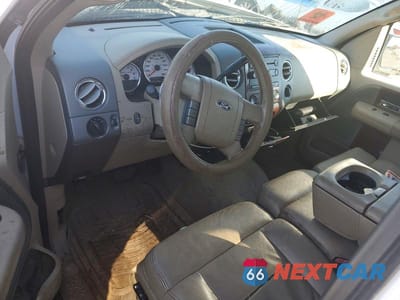 Zdjęcie 8 z 12 samochodu: 2005 FORD F150 SUPERCREW VIN:1FTPW12525FA12618 - miniatura