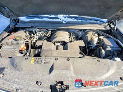 Zdjęcie 12 z 13 samochodu: 2018 CHEVROLET SUBURBAN K1500 LT VIN:1GNSKHKC7JR184236 - miniatura