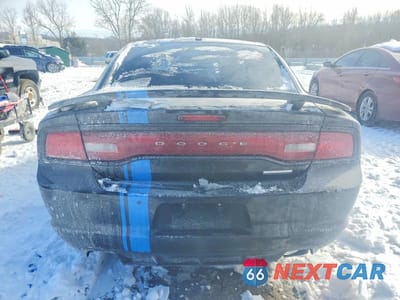 Zdjęcie 6 z 12 samochodu: 2011 DODGE CHARGER R VIN:2B3CL5CT2BH616841 - miniatura