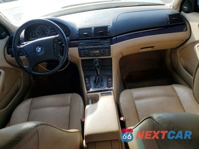 Zdjęcie 8 z 11 samochodu: 2005 BMW 330 I VIN:WBAEV53475KM41586 - miniatura