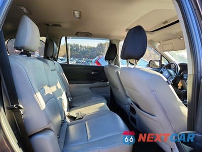 Zdjęcie 11 z 13 samochodu: 2017 HONDA PILOT EXL VIN:5FNYF6H59HB088631 - miniatura