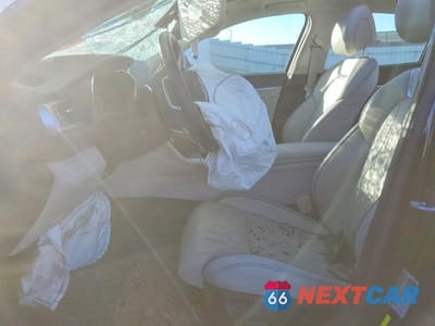 Zdjęcie 7 z 11 samochodu: 2019 GENESIS G70 PRESTIGE VIN:KMTG34LE4KU039935 - miniatura