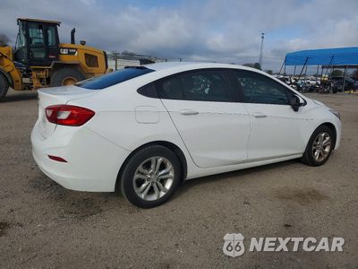Trzecie zdjęcie samochodu z tyłu: 2019 CHEVROLET CRUZE LS VIN:1G1BC5SM4K7152797 - miniatura