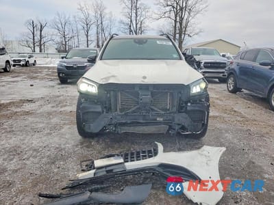 Piąte zdjęcie samochodu w środku: 2021 MERCEDES-BENZ GLS 63 AMG 4MATIC VIN:4JGFF8KE1MA360390 - miniatura