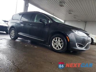 Czwarte zdjęcie samochodu z boku: 2020 CHRYSLER PACIFICA TOURING L VIN:2C4RC1BG7LR277009 - miniatura