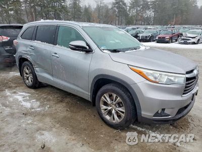 Czwarte zdjęcie samochodu z boku: 2015 TOYOTA HIGHLANDER XLE VIN:5TDJKRFHXFS160120 - miniatura