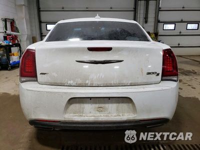 Zdjęcie 6 z 12 samochodu: 2016 CHRYSLER 300 S VIN:2C3CCAGG0GH322449 - miniatura