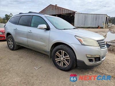 Czwarte zdjęcie samochodu z boku: 2015 CHEVROLET TRAVERSE LT VIN:1GNKRHKD2FJ181478 - miniatura