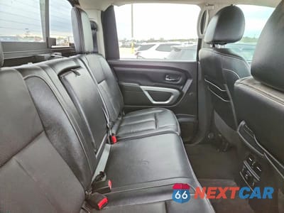 Zdjęcie 10 z 11 samochodu: 2016 NISSAN TITAN XD SL VIN:1N6BA1F47GN509342 - miniatura