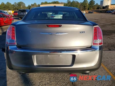 Zdjęcie 6 z 12 samochodu: 2011 CHRYSLER 300C VIN:2C3CA6CTXBH559738 - miniatura