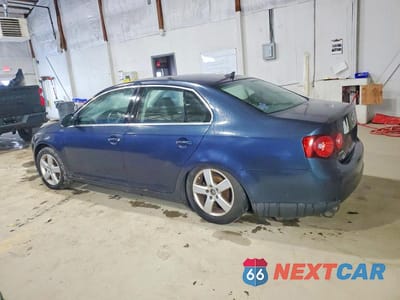 Drugie zdjęcie samochodu z przodu: 2009 VOLKSWAGEN JETTA SE VIN:3VWRZ71K49M090475 - miniatura