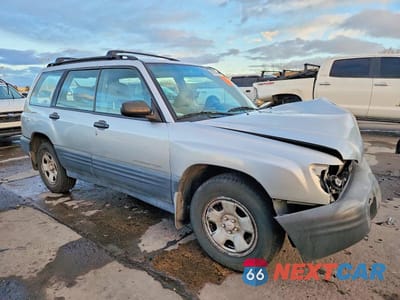Czwarte zdjęcie samochodu z boku: 2002 SUBARU FORESTER L VIN:JF1SF63552H700186 - miniatura