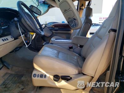 Zdjęcie 7 z 12 samochodu: 2005 FORD EXCURSION LIMITED VIN:1FMSU43P65EA50730 - miniatura