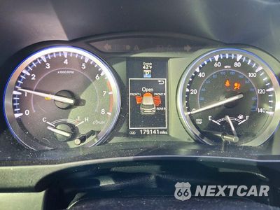 Zdjęcie 9 z 14 samochodu: 2016 TOYOTA HIGHLANDER XLE VIN:5TDJKRFH1GS282043 - miniatura