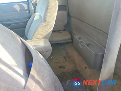 Zdjęcie 10 z 13 samochodu: 1998 CHEVROLET S TRUCK S10 VIN:1GCCS19X5W8112171 - miniatura