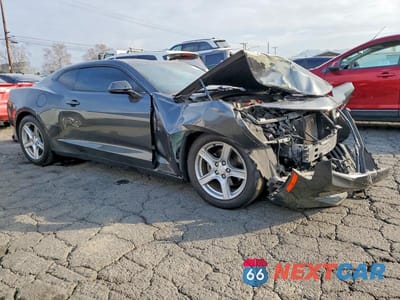 Czwarte zdjęcie samochodu z boku: 2017 CHEVROLET CAMARO LT VIN:1G1FB1RX5H0164584 - miniatura