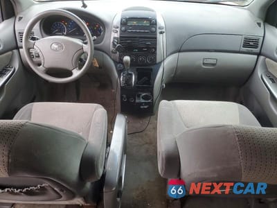 Zdjęcie 8 z 12 samochodu: 2010 TOYOTA SIENNA CE VIN:5TDKK4CC3AS339267 - miniatura