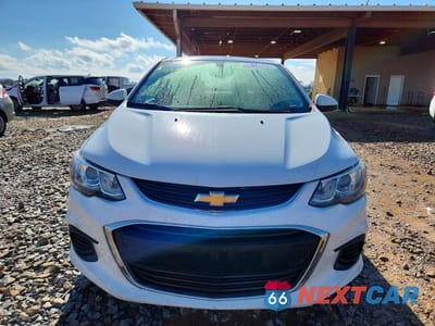 Piąte zdjęcie samochodu w środku: 2018 CHEVROLET SONIC LT VIN:1G1JD5SHXJ4121176 - miniatura