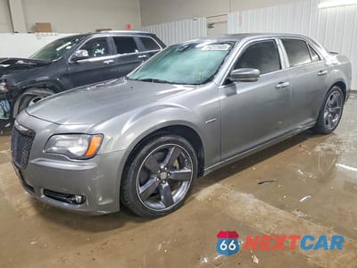 2012 CHRYSLER 300 S 2C3CCADT3CH136528 - główne zdjęcie licytacji z USA - miniatura