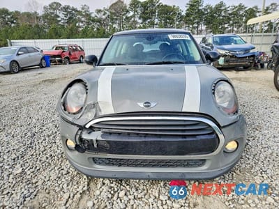 Piąte zdjęcie samochodu w środku: 2017 MINI COOPER VIN:WMWXP5C57H3C63983 - miniatura