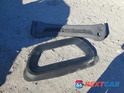 Zdjęcie 13 z 14 samochodu: 2024 TESLA MODEL Y VIN:7SAYGDED1RF105309 - miniatura