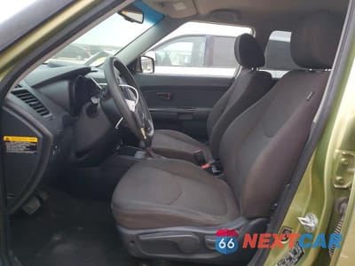 Zdjęcie 7 z 12 samochodu: 2013 KIA SOUL VIN:KNDJT2A55D7574883 - miniatura