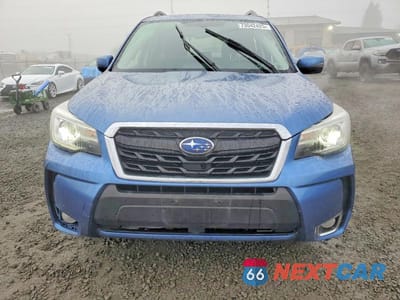 Piąte zdjęcie samochodu w środku: 2017 SUBARU FORESTER 2.0XT TOURING VIN:JF2SJGTC4HH451984 - miniatura