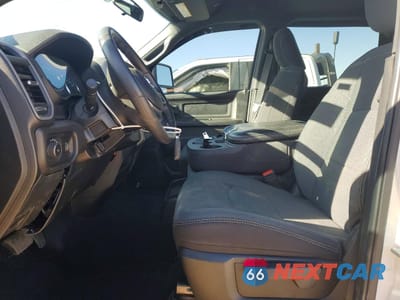 Zdjęcie 7 z 13 samochodu: 2024 RAM 3500 TRADESMAN VIN:3C63RRGL5RG312385 - miniatura