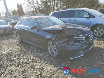 Czwarte zdjęcie samochodu z boku: 2014 MERCEDES-BENZ E 350 VIN:WDDHF5KB7EA875239 - miniatura